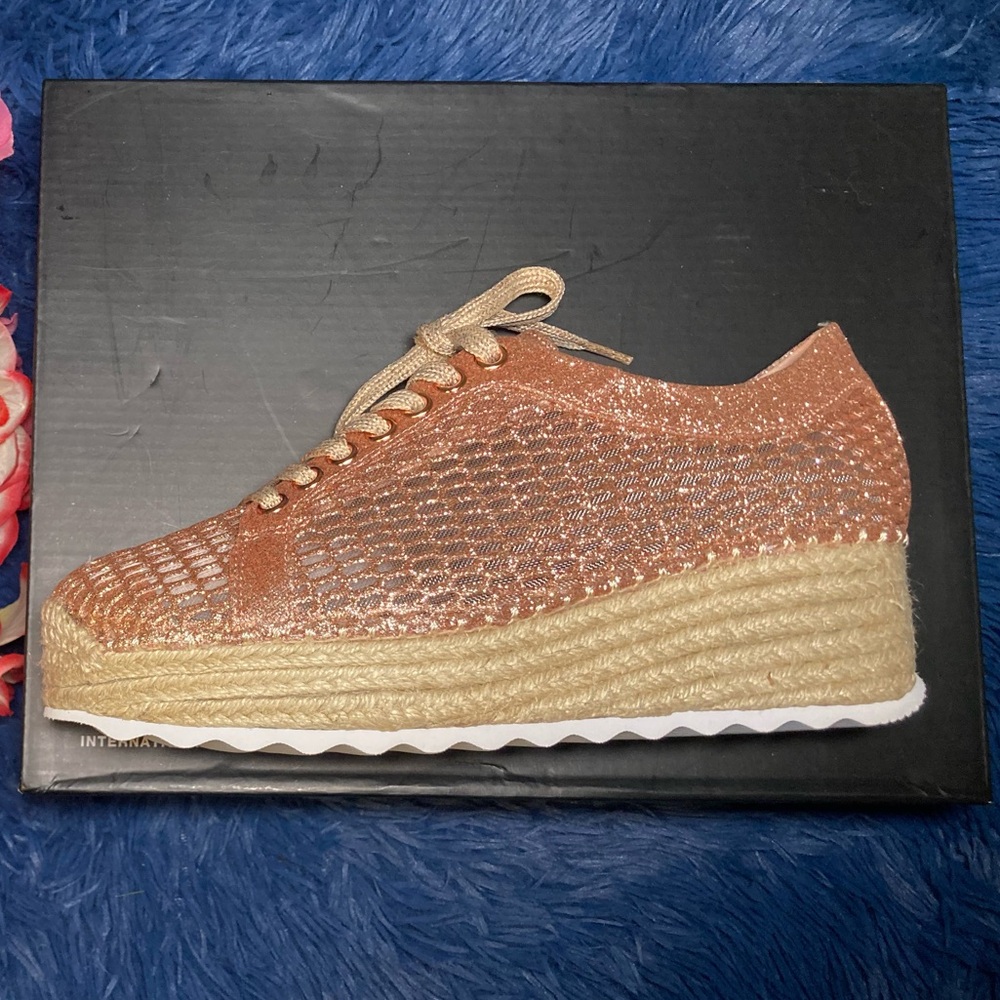 I.N.C. International Concepts Women’s Asian Mesh Sneakers